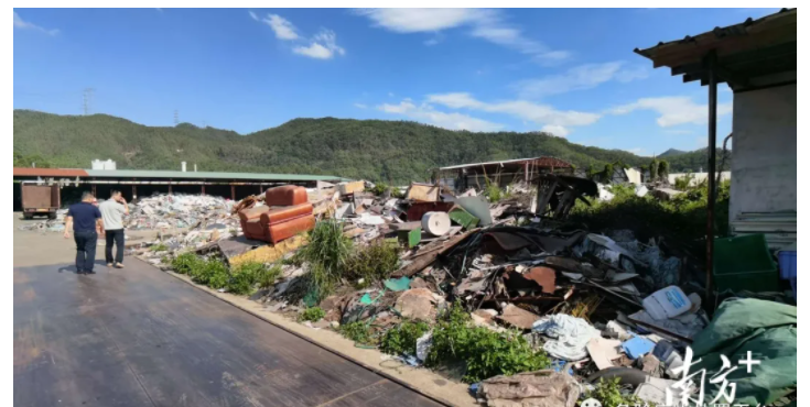 固廢管理不規(guī)范被立案查處！環(huán)境局提醒：一般工業(yè)固廢未按要求存放，最低罰款10萬元，嚴(yán)重的還要拘留！